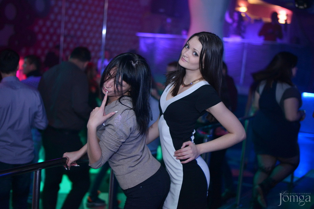 Фотография с Мокрая майка в Пятерочка