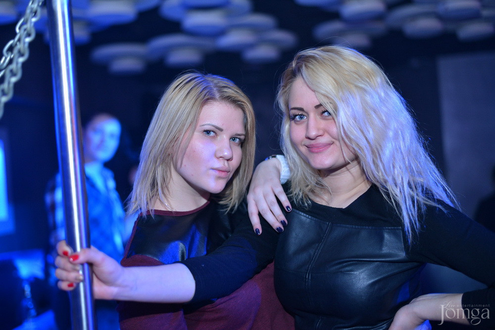 Фотография с Мокрая майка в Пятерочка