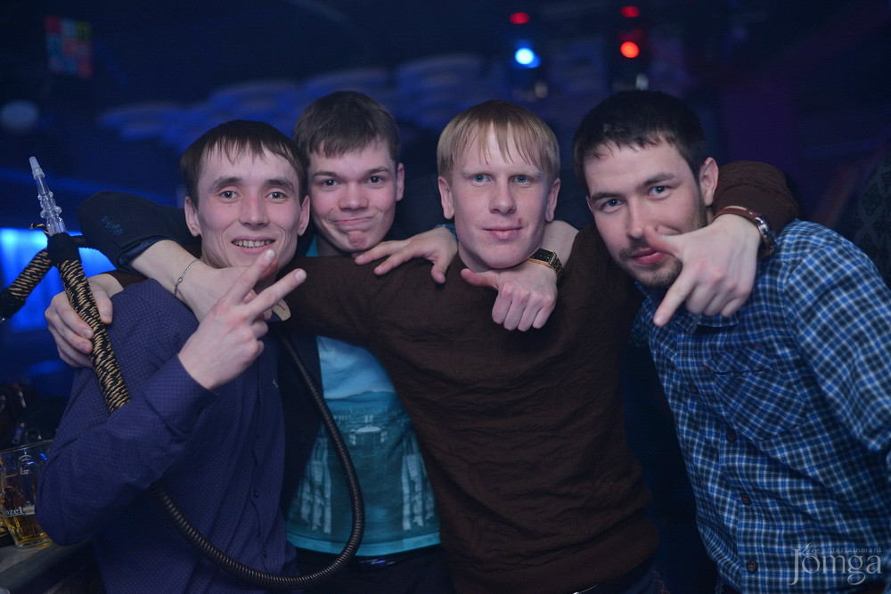 Фотография с Мокрая майка в Пятерочка