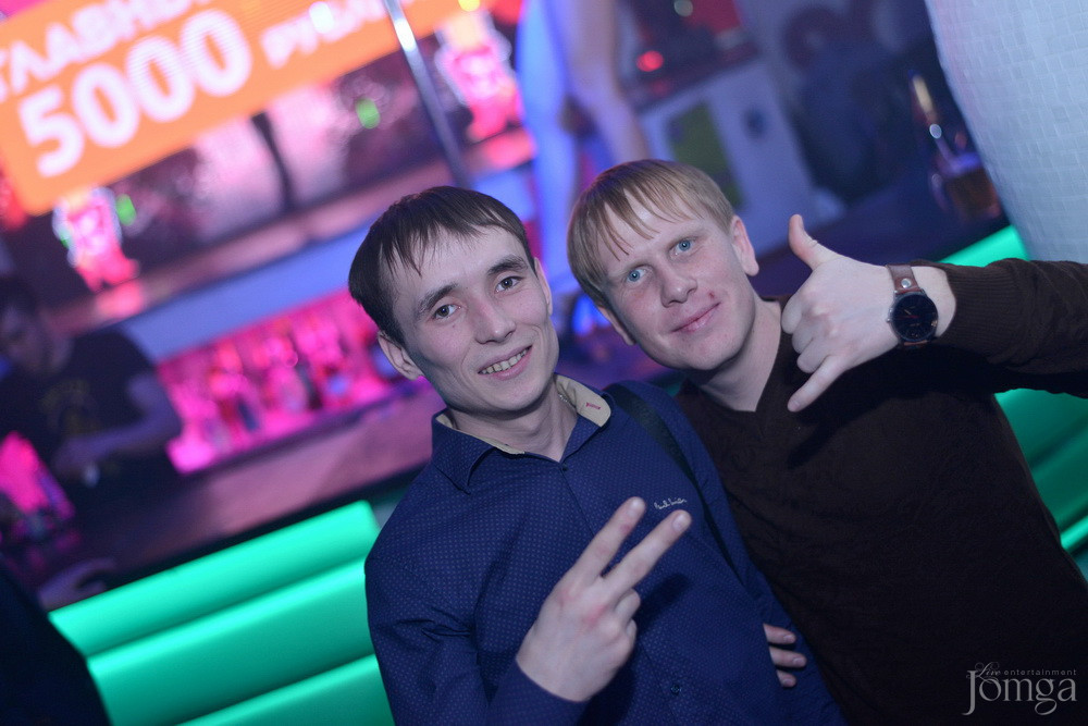 Фотография с Мокрая майка в Пятерочка