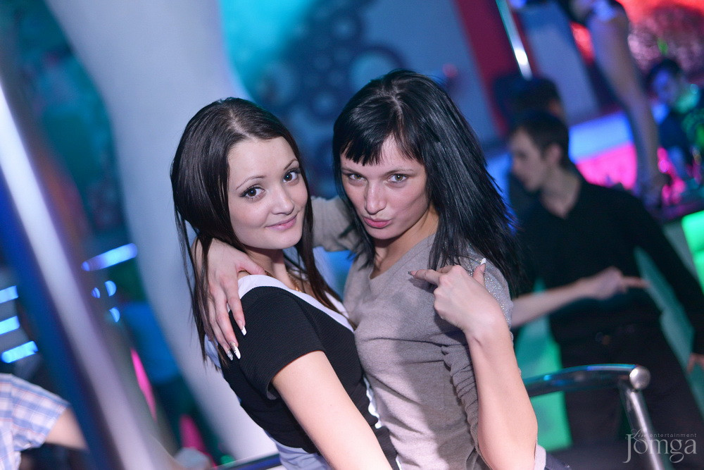 Фотография с Мокрая майка в Пятерочка