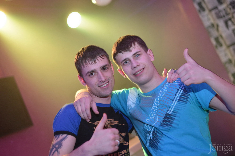 Фотография с Мокрая майка в Пятерочка