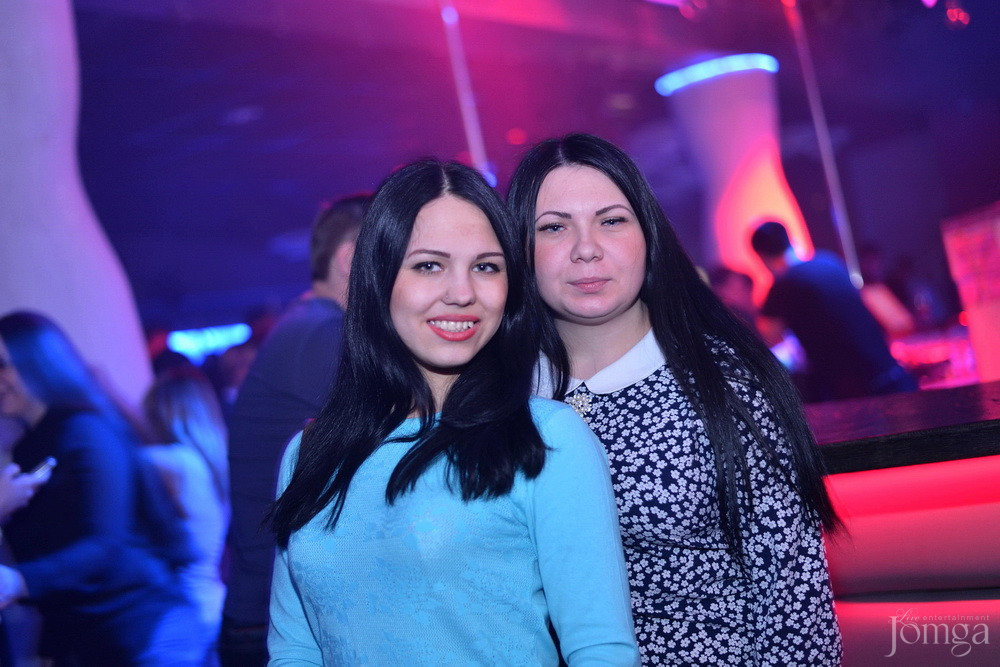 Фотография с Мокрая майка в Пятерочка