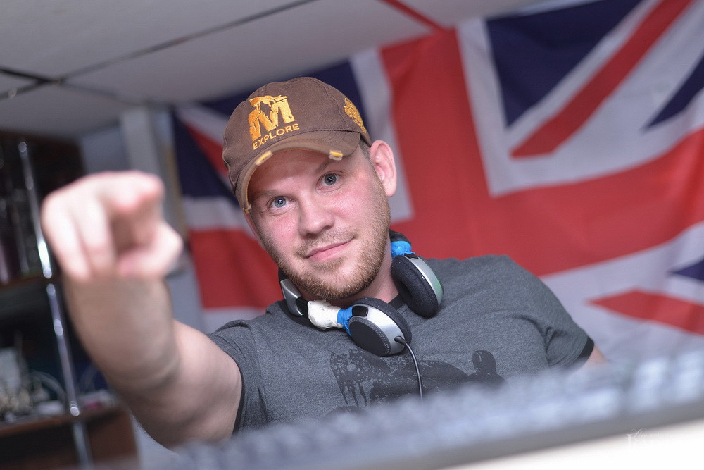 Фотография с DJ DAY в Пятерочка