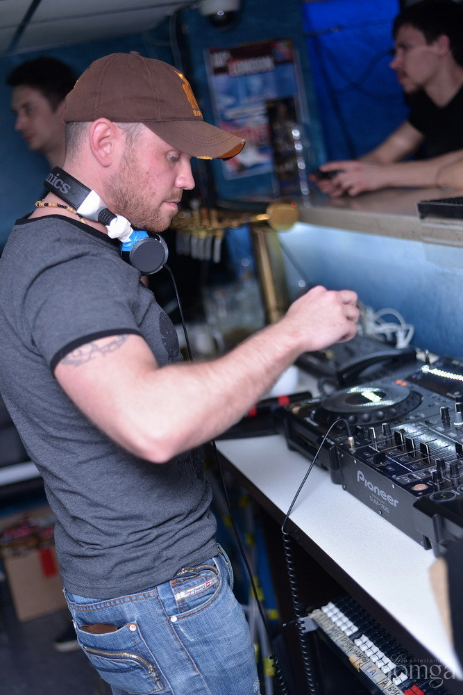 Фотография с DJ DAY в Пятерочка