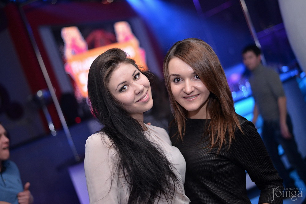 Фотография с Мокрая майка в Пятерочка