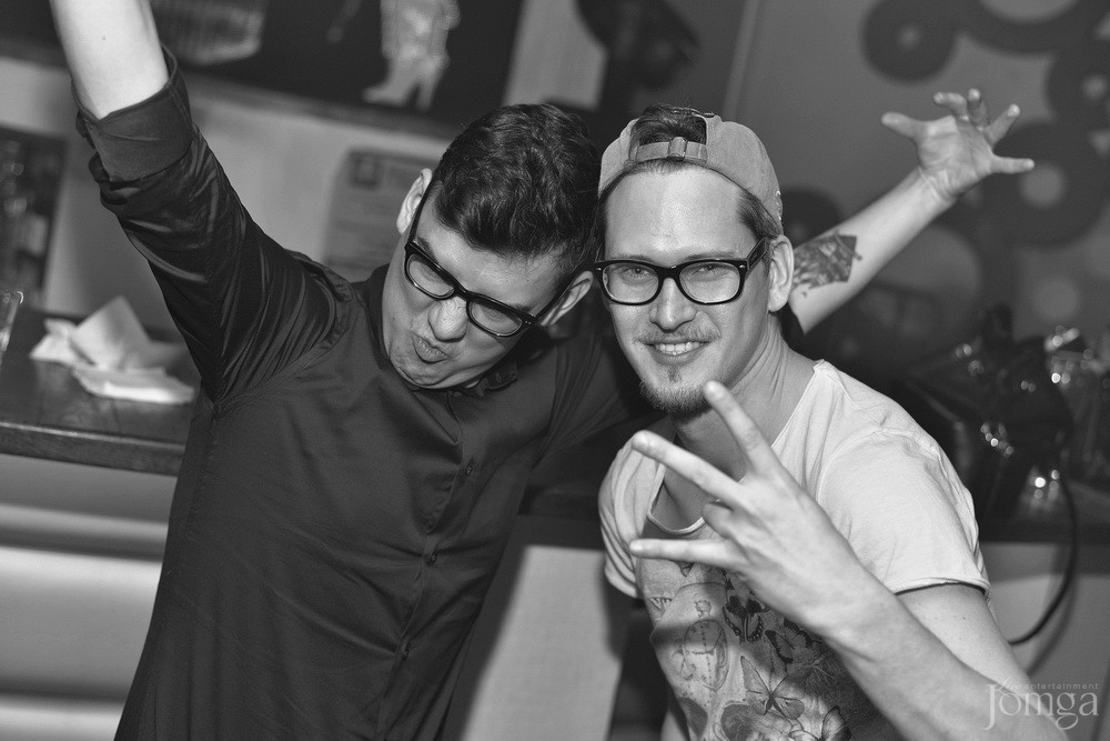 Фотография с Мокрая майка в Пятерочка