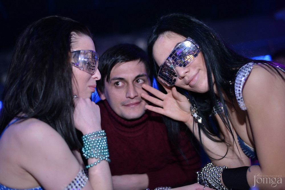 Фотография с Мокрая майка в Пятерочка