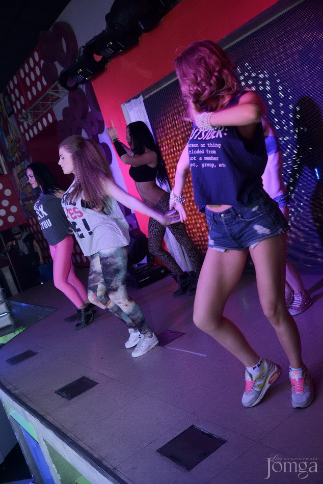 Фотография с Dance WeekEnd в Пятерочка