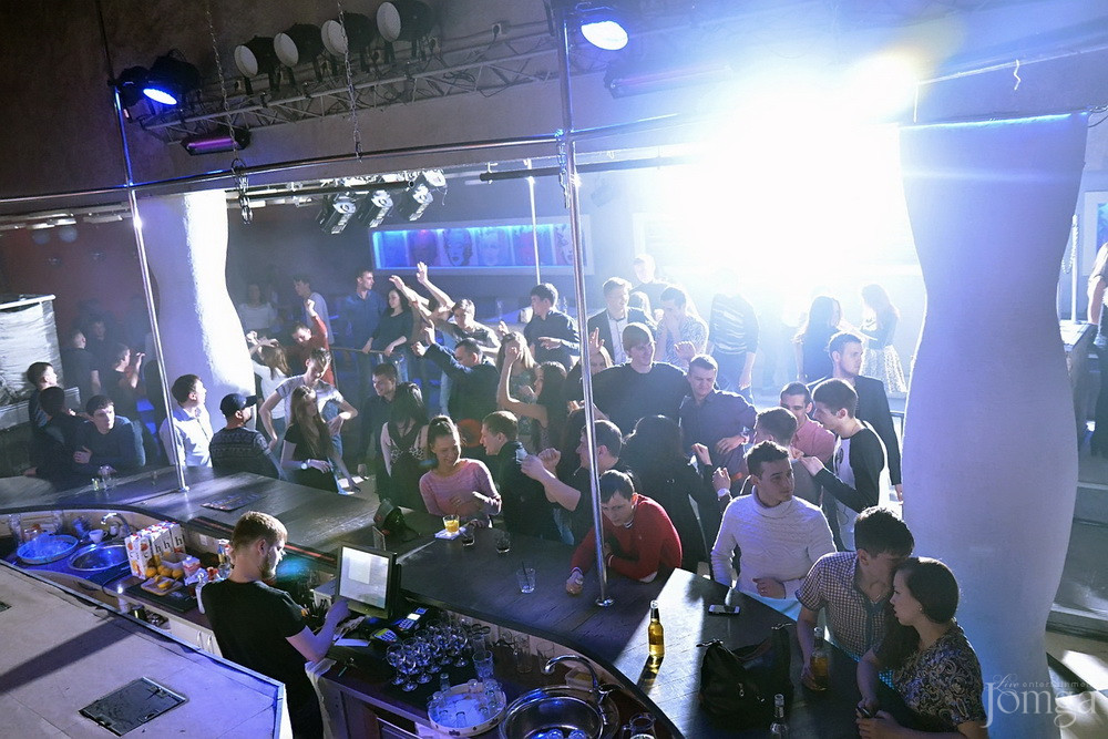 Фотография с Flash back в Пятерочка