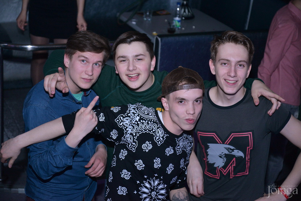 Фотография с Flash back в Пятерочка