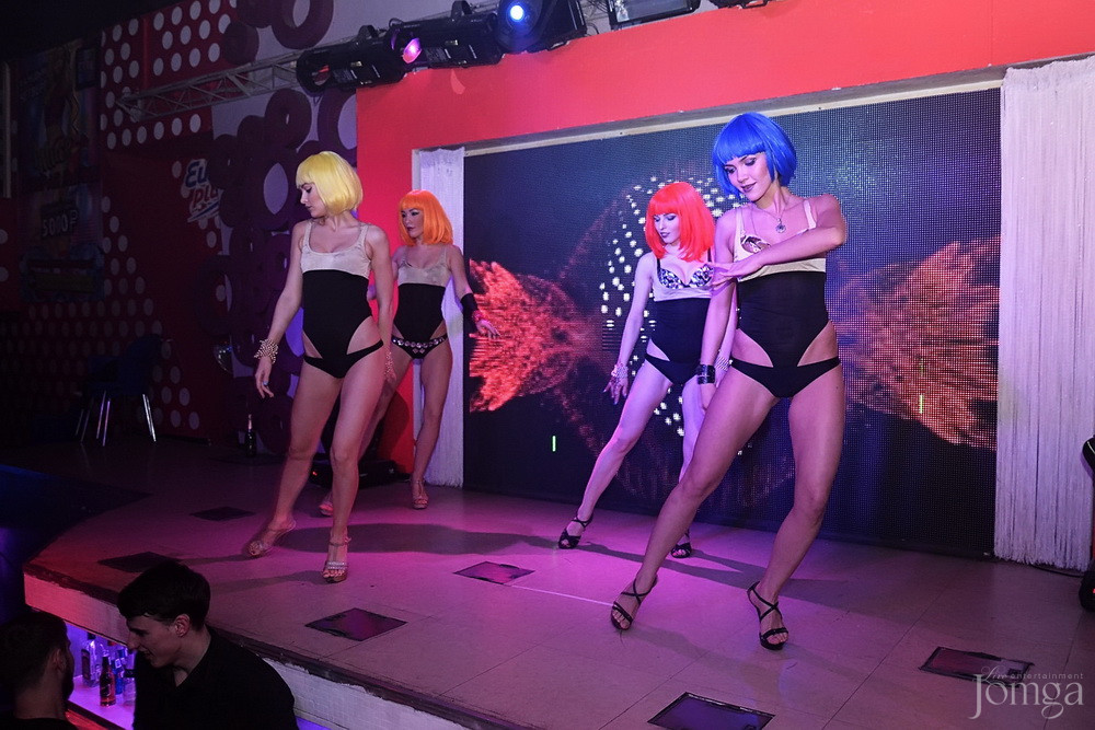 Фотография с Flash back в Пятерочка