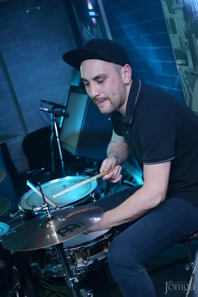 Фотография с гр.FAMILIA в Пятерочка