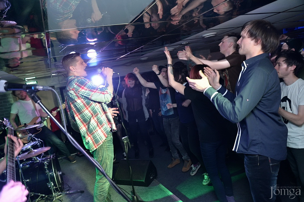 Фотография с гр.FAMILIA в Пятерочка