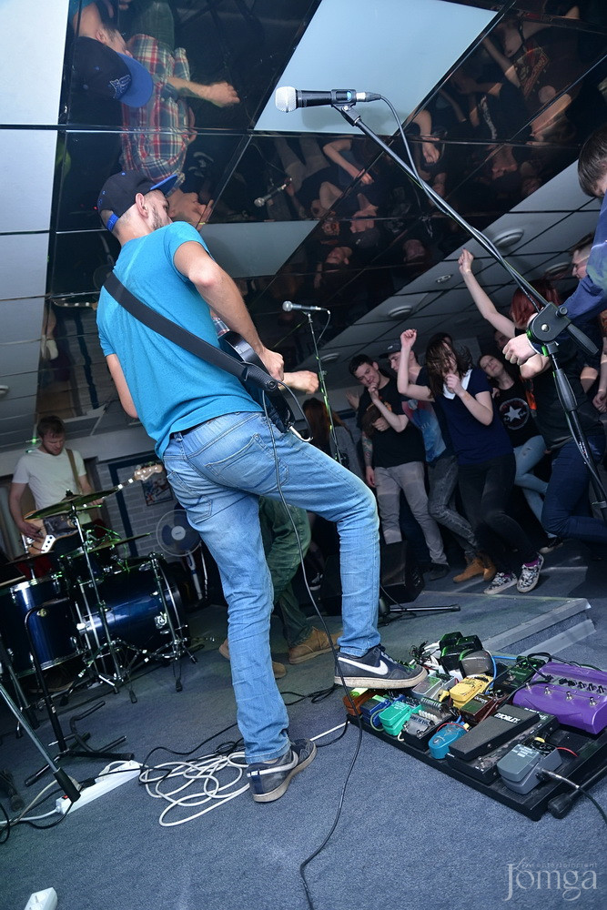 Фотография с гр.FAMILIA в Пятерочка