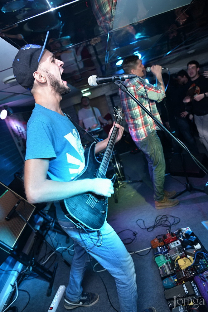 Фотография с гр.FAMILIA в Пятерочка