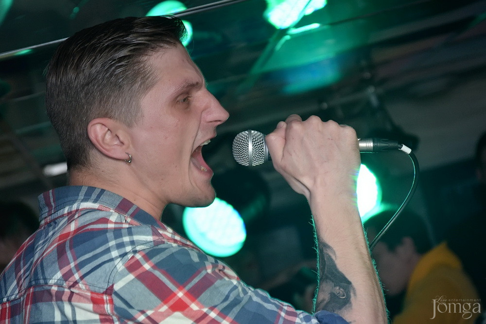 Фотография с гр.FAMILIA в Пятерочка