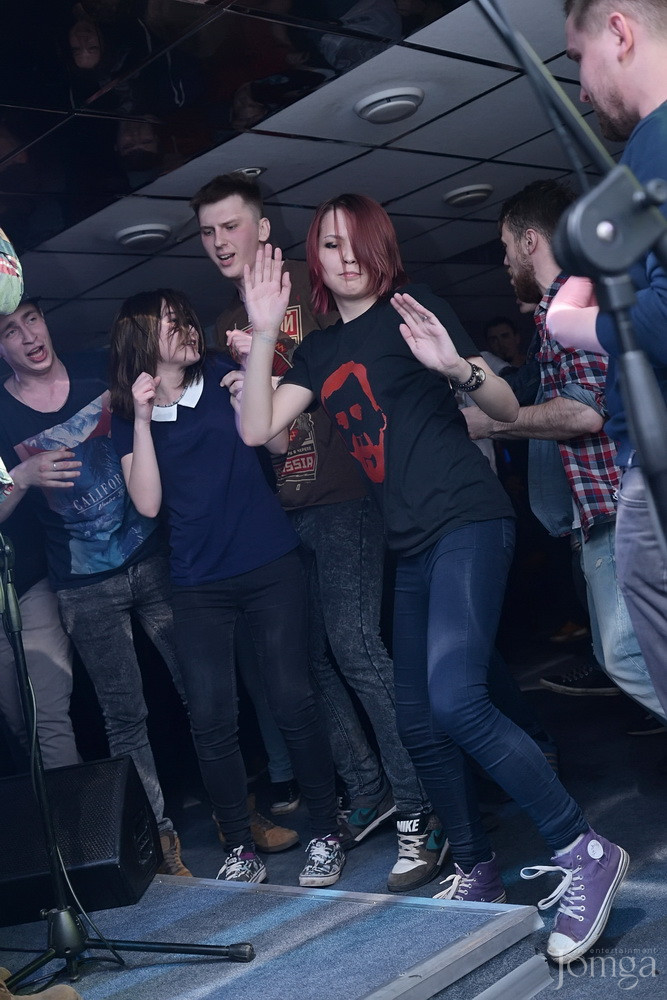 Фотография с гр.FAMILIA в Пятерочка