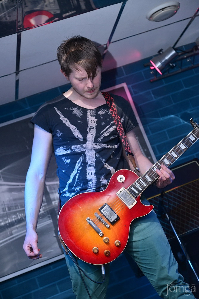 Фотография с гр. SKYLOFF (г.Казань) в Пятерочка