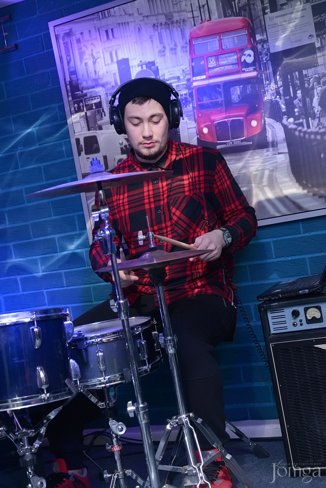 Фотография с гр. SKYLOFF (г.Казань) в Пятерочка