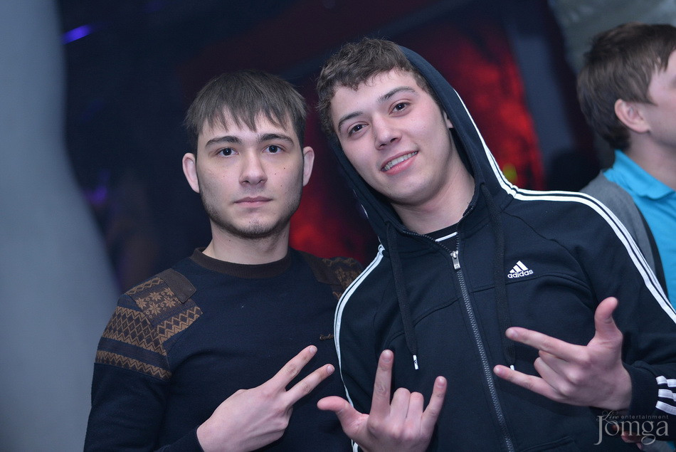 Фотография с Мокрая майка в Пятерочка