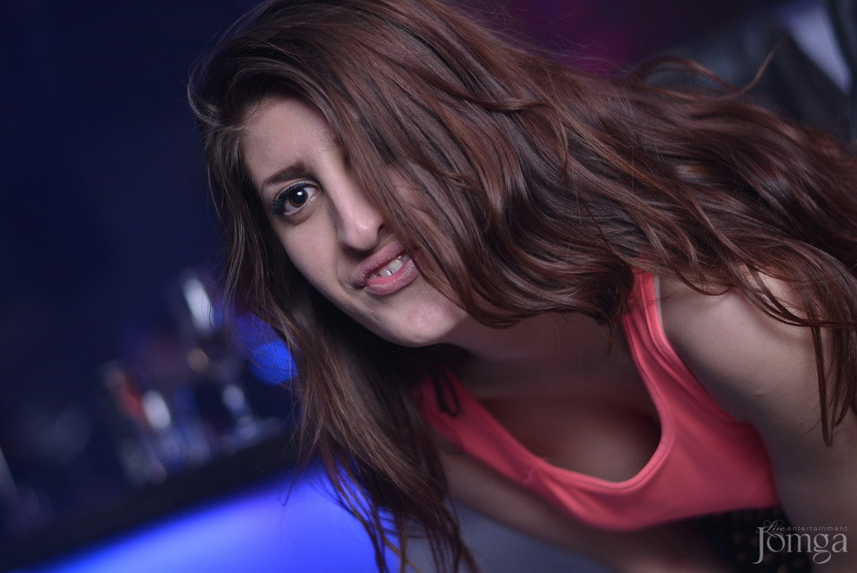 Фотография с Мокрая майка в Пятерочка