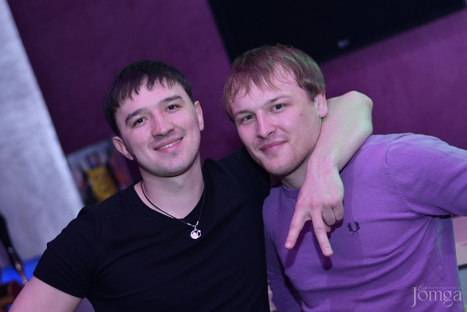 Фотография с Мокрая майка в Пятерочка