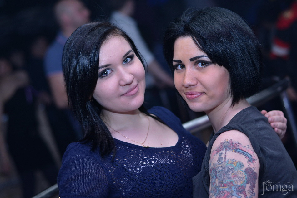 Фотография с Мокрая майка в Пятерочка