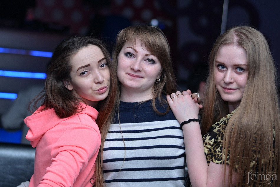 Фотография с Мокрая майка в Пятерочка