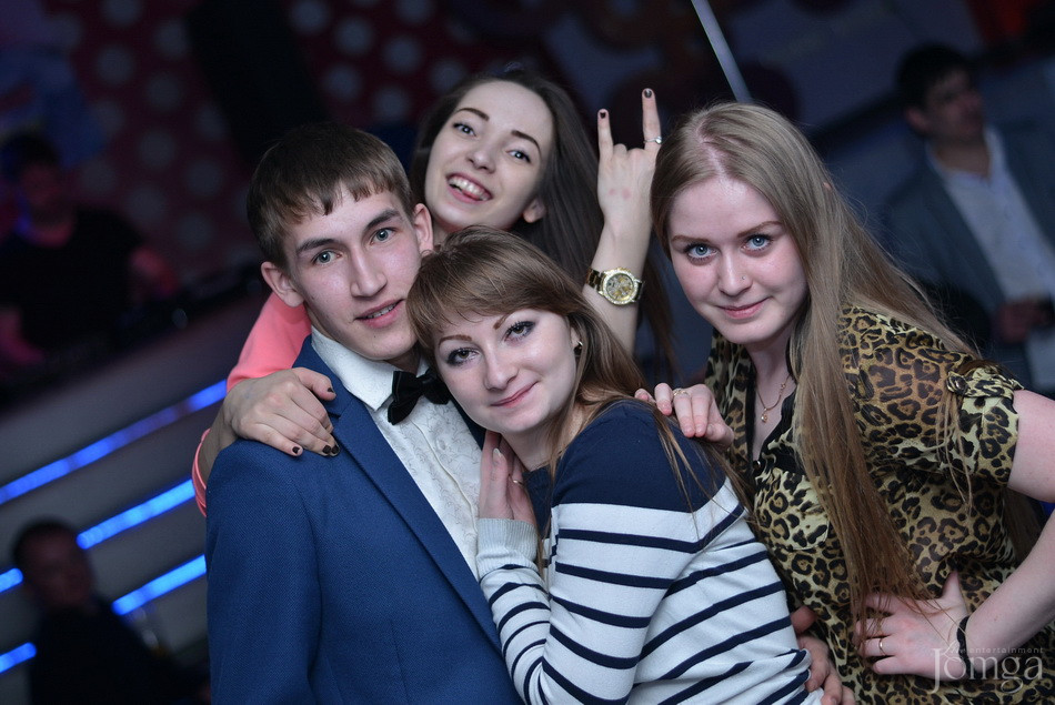 Фотография с Мокрая майка в Пятерочка