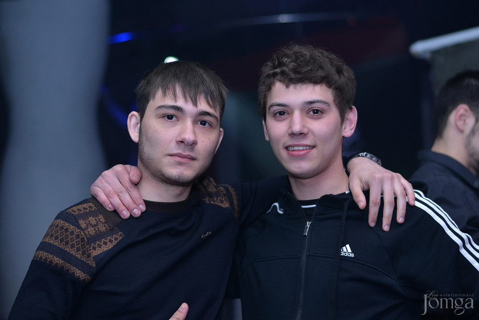 Фотография с Мокрая майка в Пятерочка