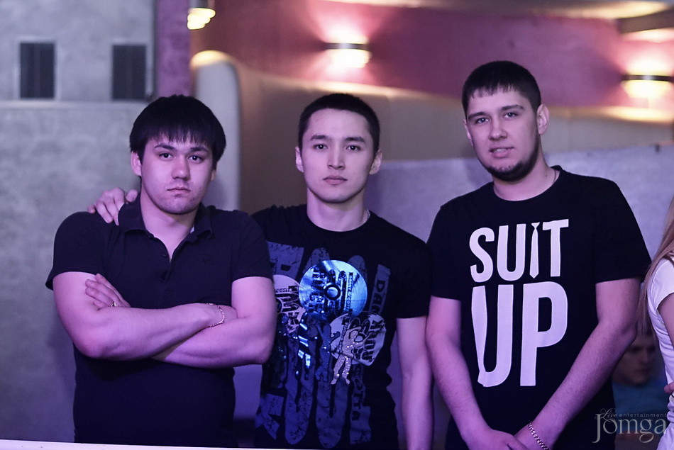 Фотография с Мокрая майка в Пятерочка