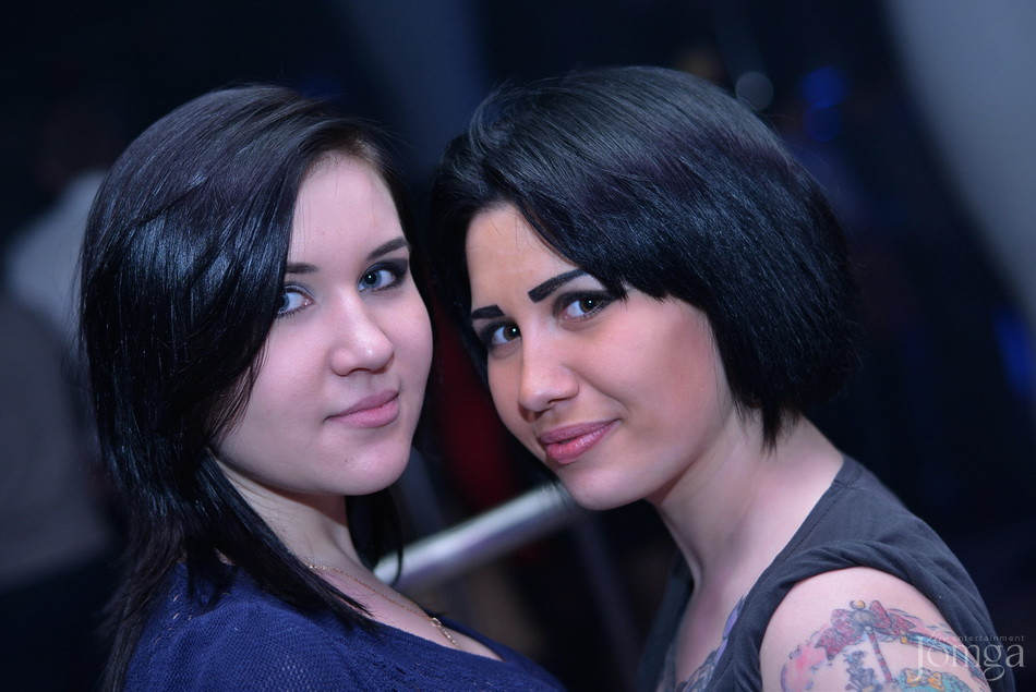 Фотография с Мокрая майка в Пятерочка