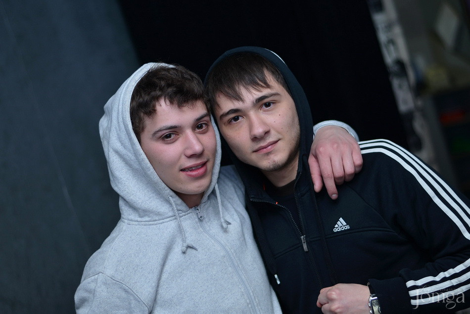 Фотография с Мокрая майка в Пятерочка