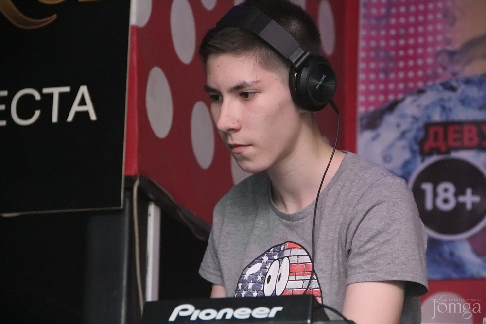 Фотография с Trance Evolution в Пятерочка