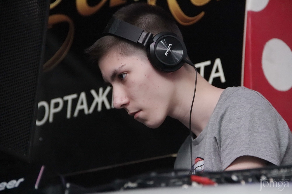 Фотография с Trance Evolution в Пятерочка