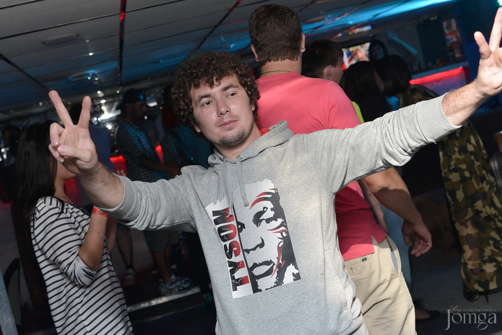 Фотография с AFTERPARTY в Пятерочка