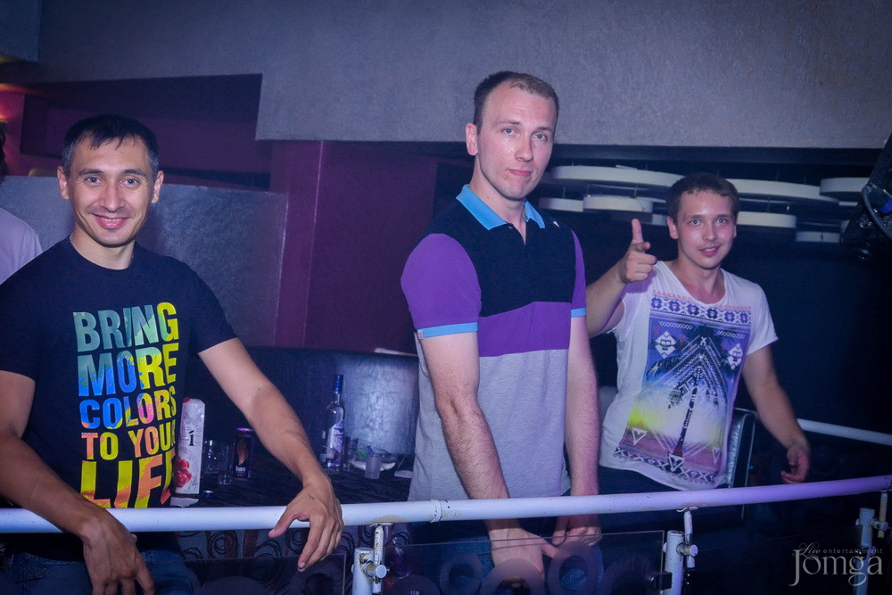 Фотография с Frost B-Day в Пятерочка