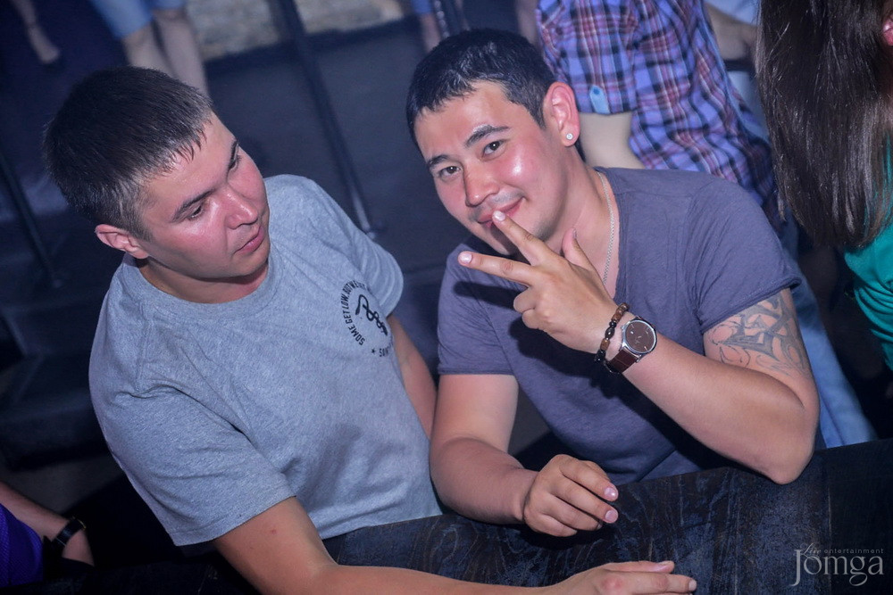 Фотография с Frost B-Day в Пятерочка