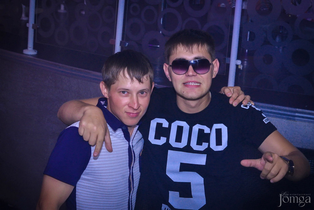 Фотография с Frost B-Day в Пятерочка