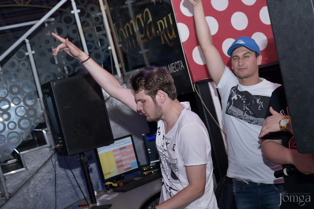 Фотография с VANITTO WHITE NIGHT в Пятерочка