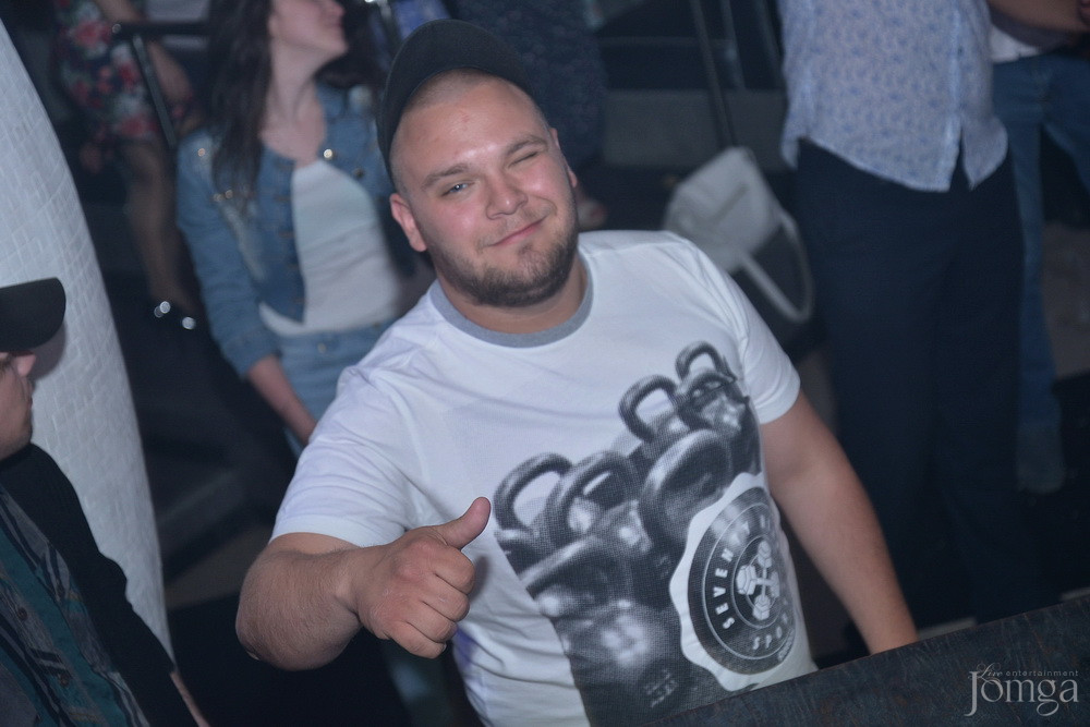 Фотография с VANITTO WHITE NIGHT в Пятерочка