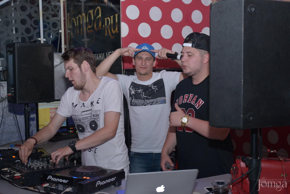 Фотография с VANITTO WHITE NIGHT в Пятерочка