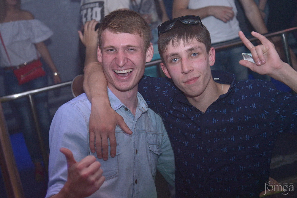 Фотография с VANITTO WHITE NIGHT в Пятерочка