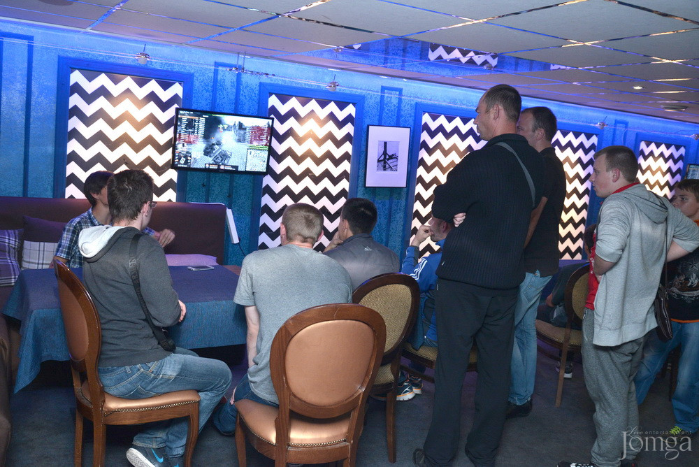 Фотография с World of tanks в Пятерочка