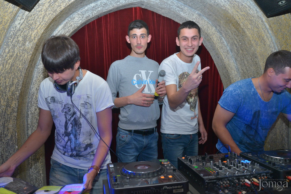 Фотография с Чак-чак party в Опера