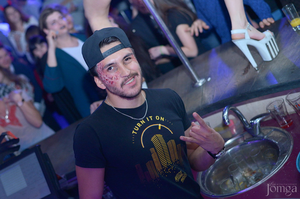 Фотография с HALLOWEEN часть 2 в Пятерочка