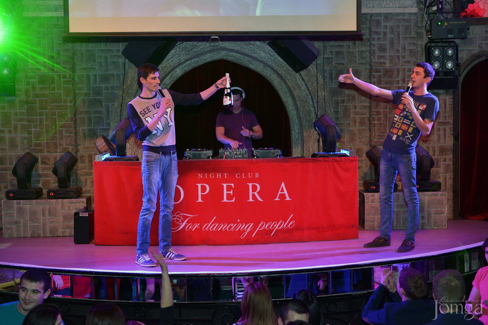 Фотография с Чак-чак Party в Опера