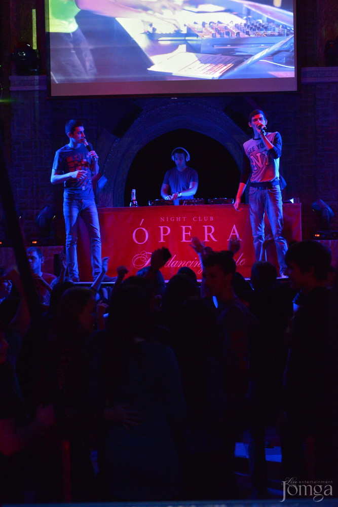 Фотография с Чак-чак Party в Опера