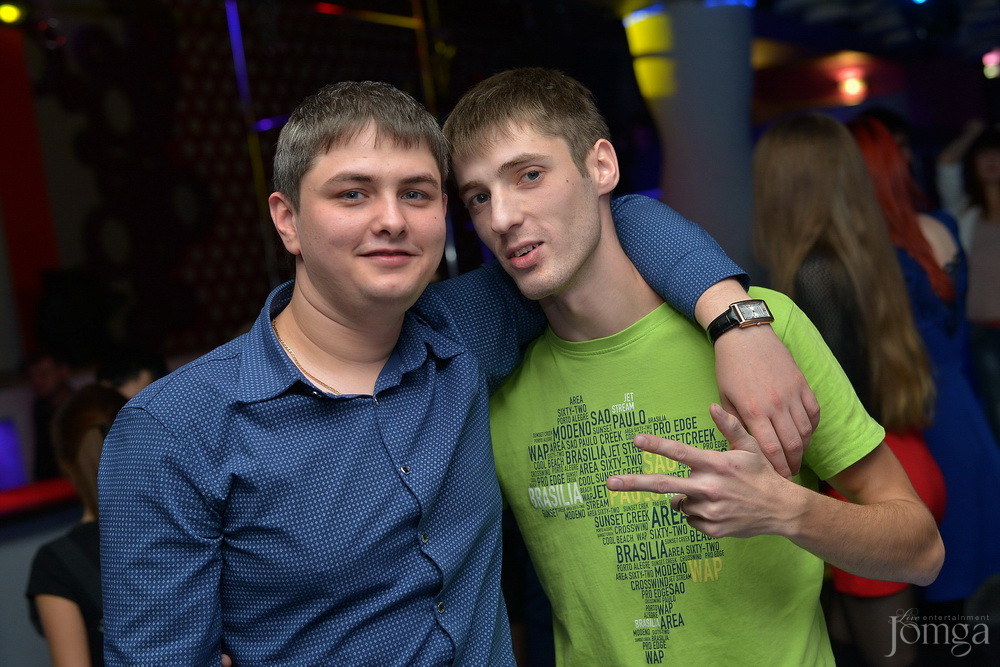 Фотография с Мокрая майка в Пятерочка